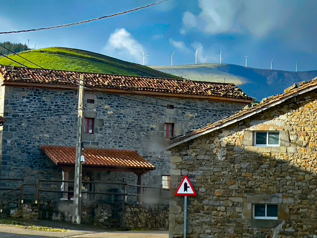 cañoneras molinos pueblo